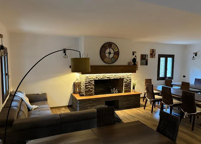 Rifugio Federici & וילה קמיליאטלו סילאנו